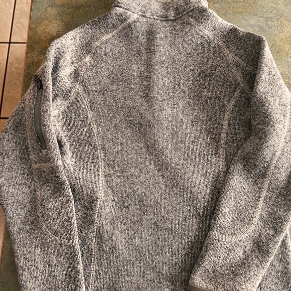 Patagonia Kids Quarter Zip - Picture 2 of 5